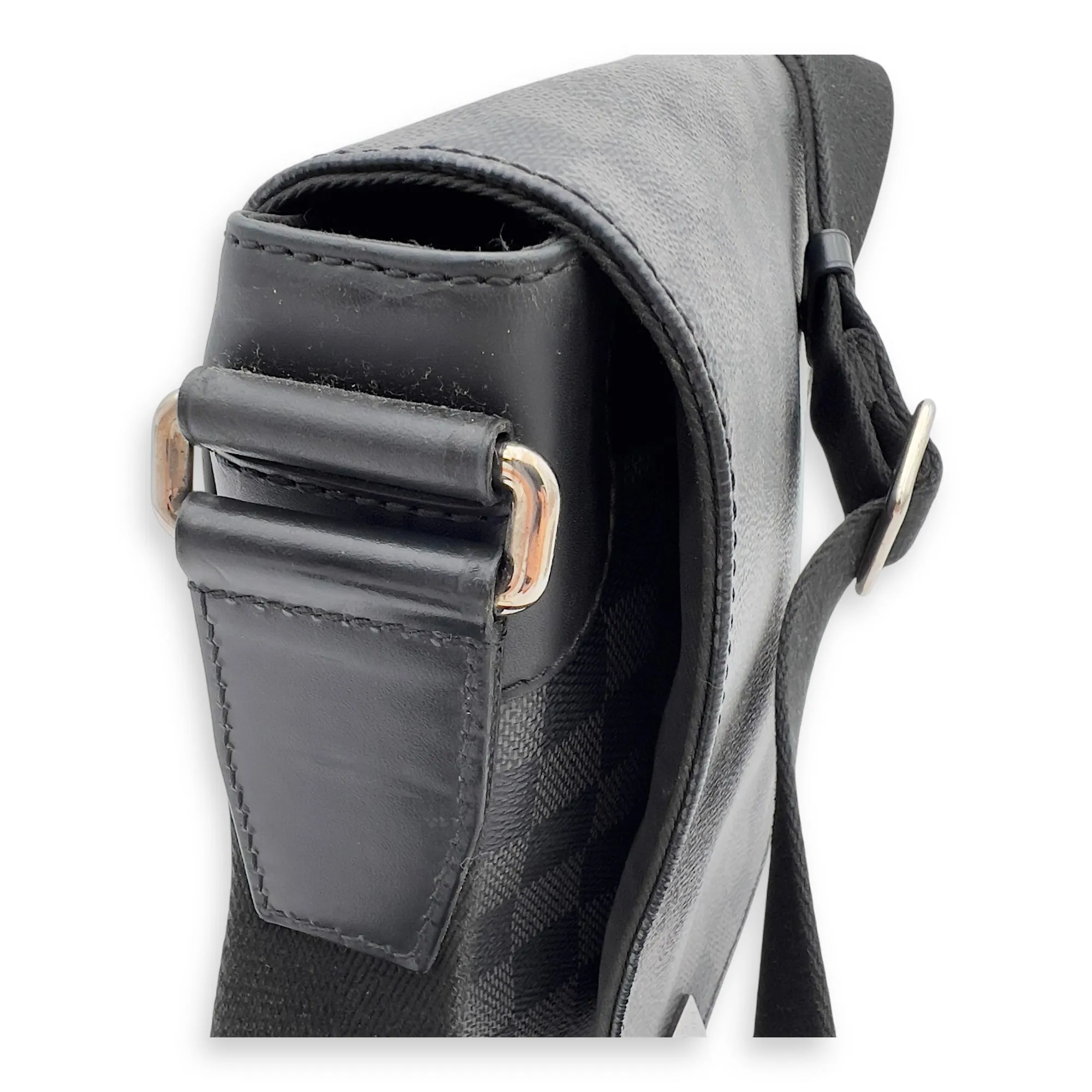 District Messenger Graphite in Coated Canvas, Silver hardware