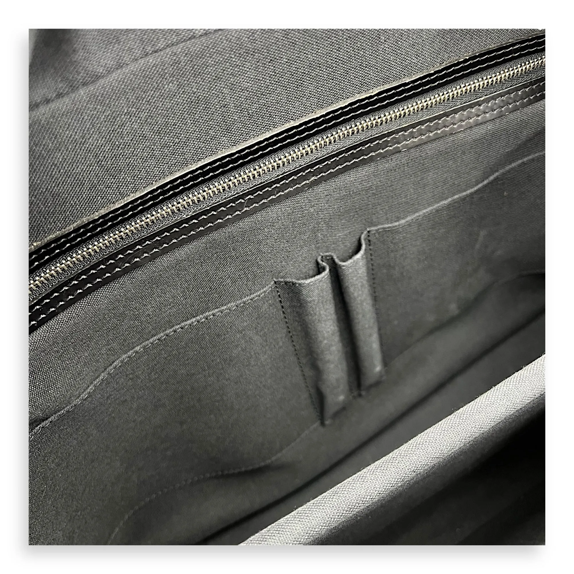 Porte document voyage Messenger Black in Coated Canvas, Silver hardware
