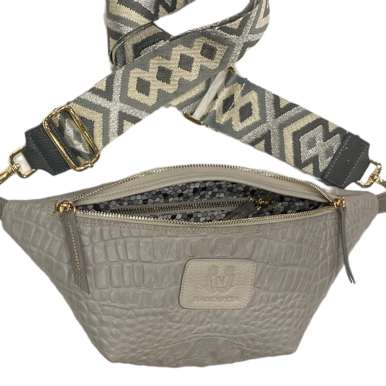 REGULAR. GREY 3D LEATHER REGURAL BELT BAG