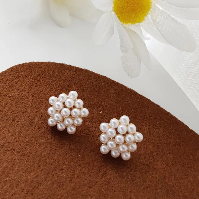 Round White Pearl Invisible Clip On Stud Earrings