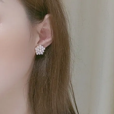 Round White Pearl Invisible Clip On Stud Earrings
