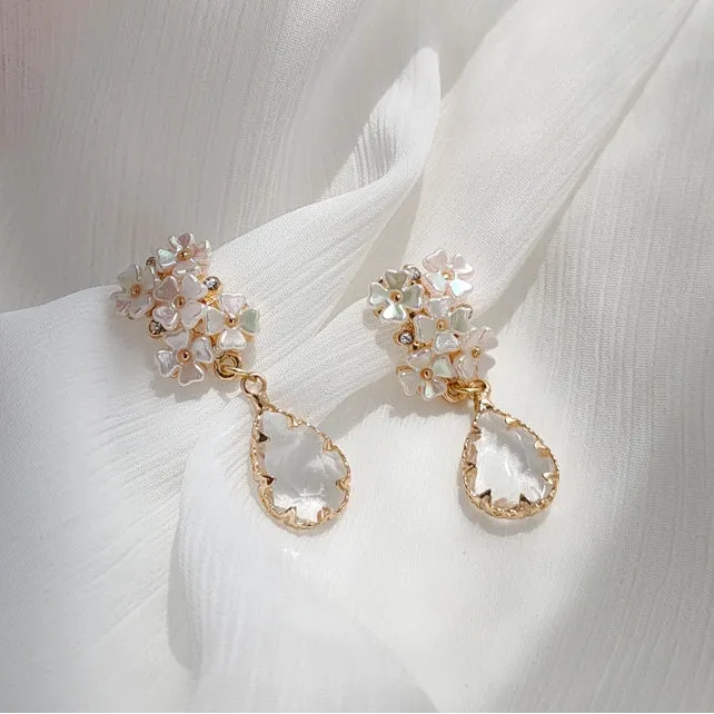 White Flower Dangle Teardrop Clear Crystal Invisible Clip On Stud Earrings